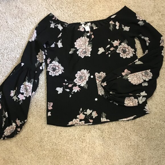 Black Off Shoulder Sleeve Floral Mother of Pearl Button Up Blouse - Picture 10 of 14